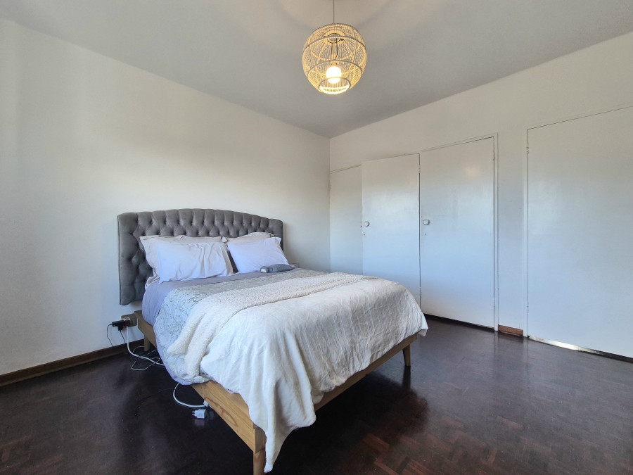 2 Bedroom Property for Sale in Wynberg Upper Western Cape